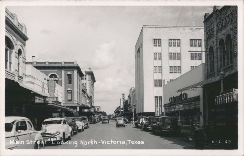 Main Street Looking North, Victoria Texas