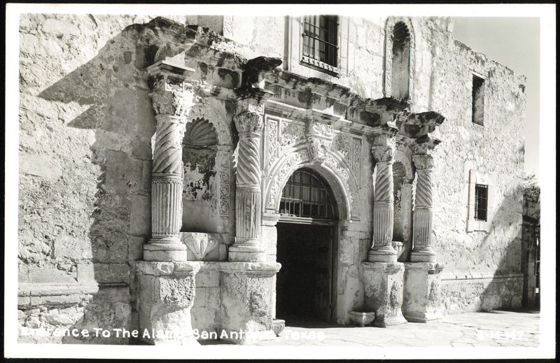 Entrance to The Alamo, San Antonio Texas