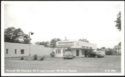 Howard's House Of Fine Food Restaurant and Drive Inn with Vintage Cars Postcard