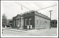 United States Post Office, Barbourville, KY Postcard