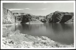 Canyon Lake on the Apache Trail, Arizona with Rocky Cliffs and Water Reflection Postcard