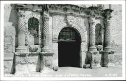 Entrance to The Alamo, San Antonio Postcard