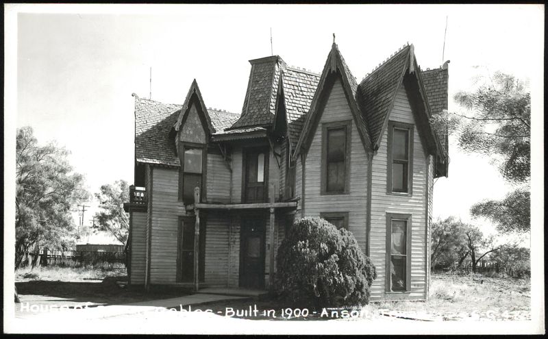 House of Gables - Built in 1900 - Anson Texas