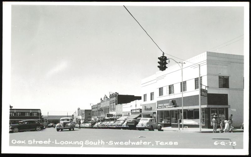 Oak Street Looking South