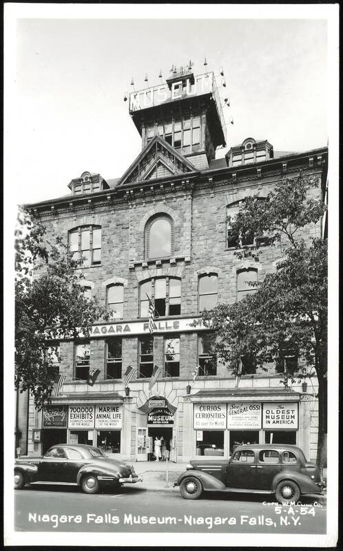 Niagara Falls Museum Building with Vintage Cars New York