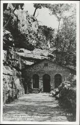 Entrance Wonder Cave, Monteagle Postcard