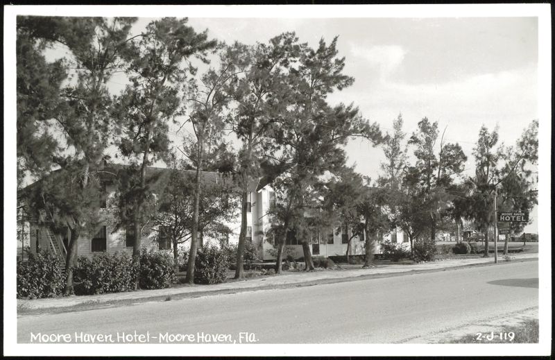 Moore Haven Hotel with Western Union Sign Florida