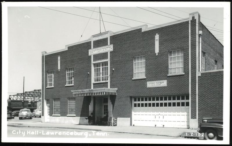 City Hall and Fire Department in Lawrenceburg, Tennessee