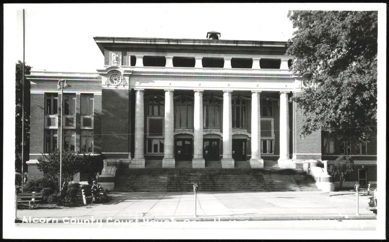Alcorn County Courthouse in Corinth, Mississippi