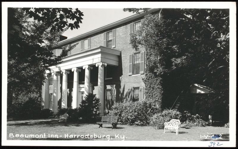 Beaumont Inn, Historic Colonial Revival Building Harrodsburg Kentucky