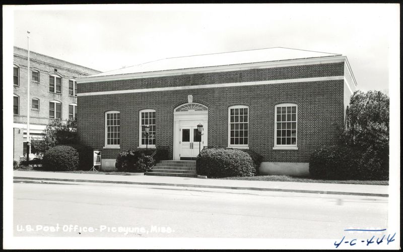 U.S. Post Office Building in Picayune, Mississippi