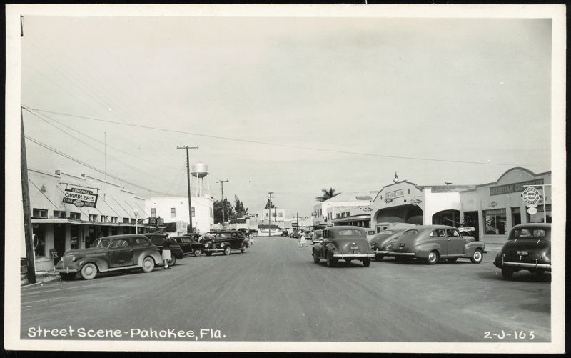 Street Scene in Pahokee, Florida