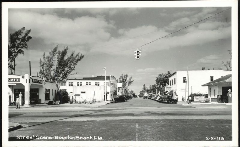 Street Scene in Boynton Beach, Florida