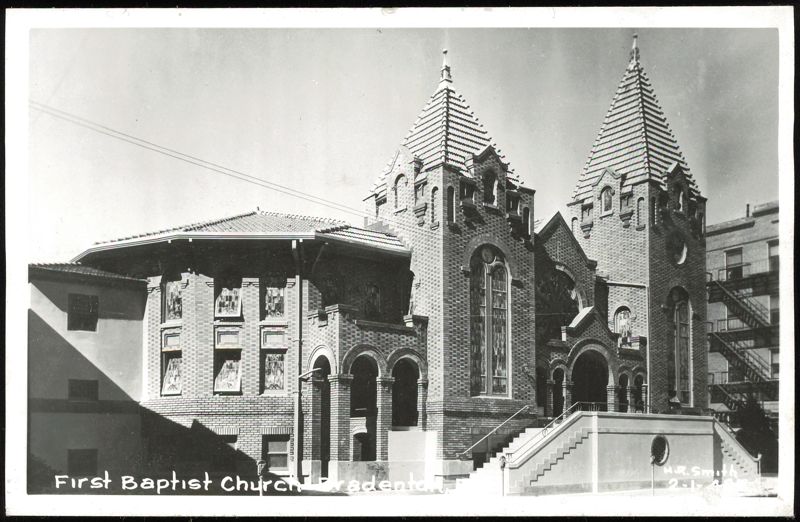 First Baptist Church in Bradenton, Florida