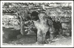 Pillared Palace in Wyandotte Cave Postcard