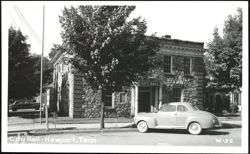 City Hall Building in Newport, Tennessee Postcard