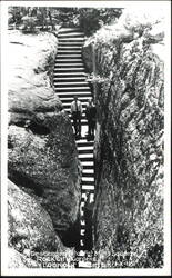 Descending into Fat Man's Squeeze, Rock City Gardens Postcard