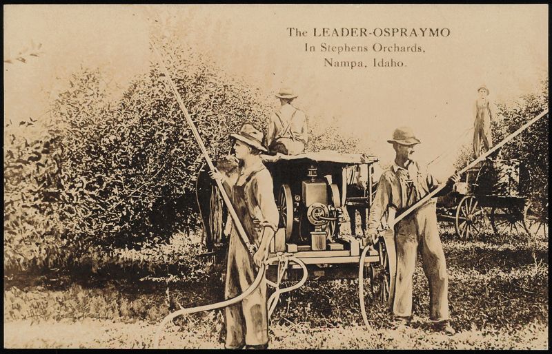 Leader-Ospraymo Spraying Machine at Stephens Orchards
