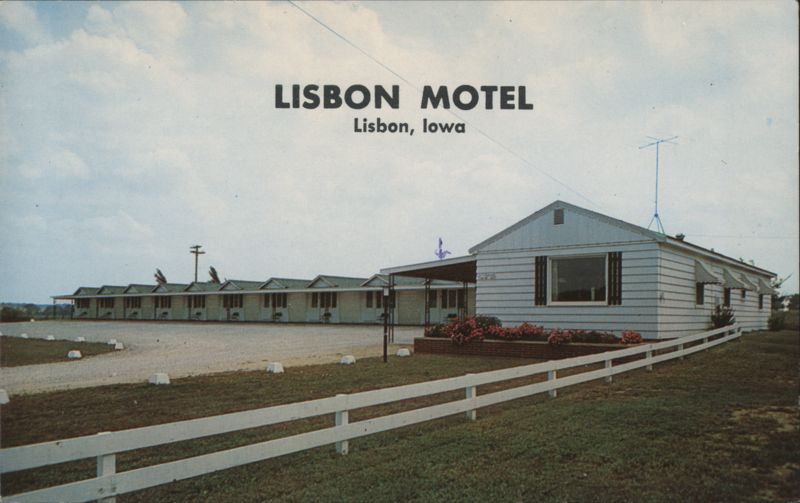 Lisbon Motel, 11 Modern Units, Lisbon, Iowa