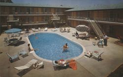 Park-Hillcrest Motel, Inglewood, CA - Pool, Apartment Living Postcard