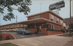 Vermont-Sunset TraveLodge, Hollywood, CA Postcard
