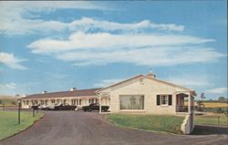 Willow Valley Motor Inn - Modern Rooms, Farm Country Postcard