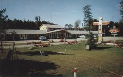 Thunderbird Motel - Dryden, ON - Famous for Steaks Postcard