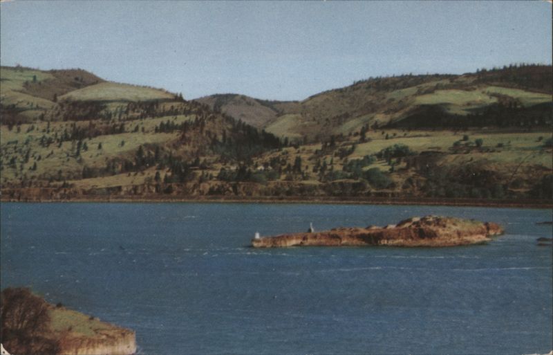 Memaloose Island, Columbia River, The Dalles, OR Oregon