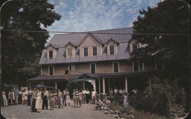 Strickland's Mountain Inn, Group Hike, Mount Pocono, PA Pennsylvania
