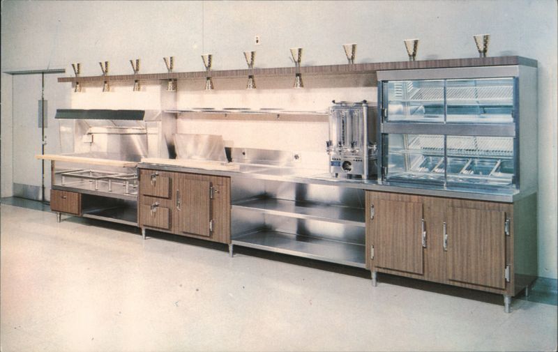 Southern Equipment Co. CUSTOM-COLOR Back Bar Units