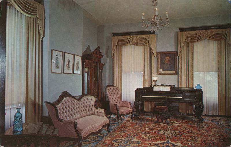 Historic Anderson House Parlor, French Style Circa 1845 Lexington Missouri