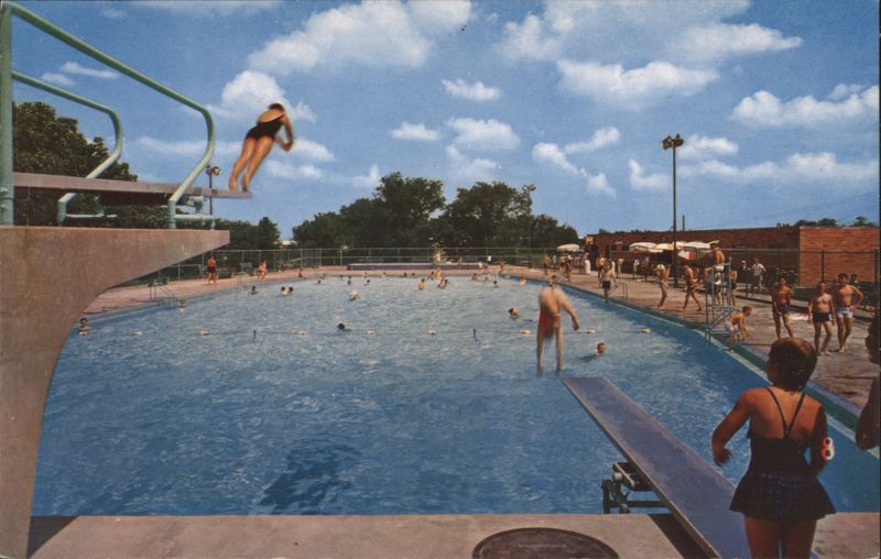 Community Swimming Pool, Diving Board Action Kirksville Missouri