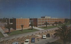 Seaver Hall of Science, Loyola University, Los Angeles Postcard