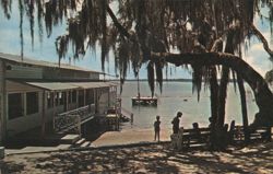 Bath House and Beach, Keystone Heights, Florida Postcard