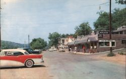 Street Scene on Beautiful Lake Taneycomo Postcard