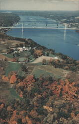 Hudson Valley Wine Village Postcard