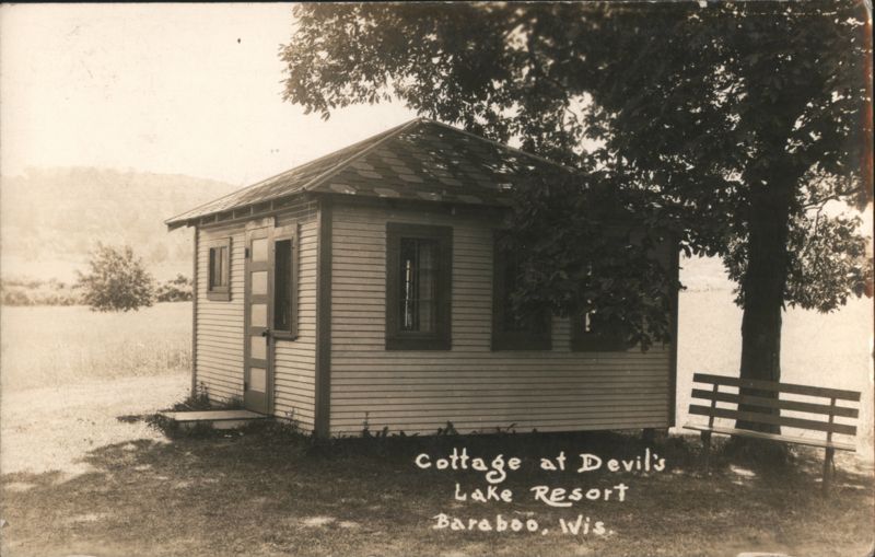 Cottage at Devil's Lake Resort, Baraboo, WI Wisconsin