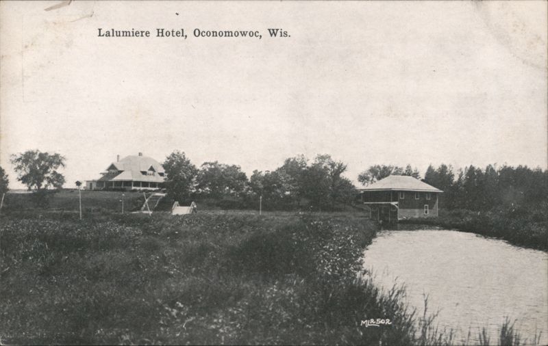 Lalumiere Hotel Oconomowoc Wisconsin