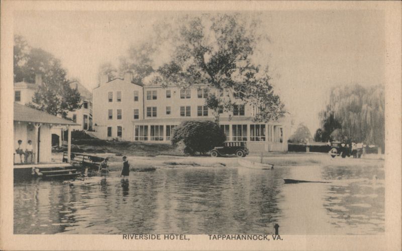 Riverside Hotel Tappahannock VA Waterfront Scene Virginia