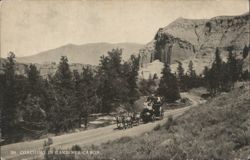 Coaching in Gardiner Cañon Postcard