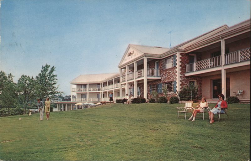 Trade Winds Resort, Craigville Beach, MA Massachusetts