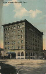 Hotel Wendell, Pittsfield, MA Postcard