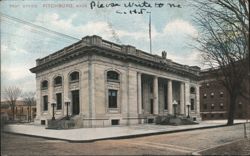 Post Office Fitchburg, Mass Postcard