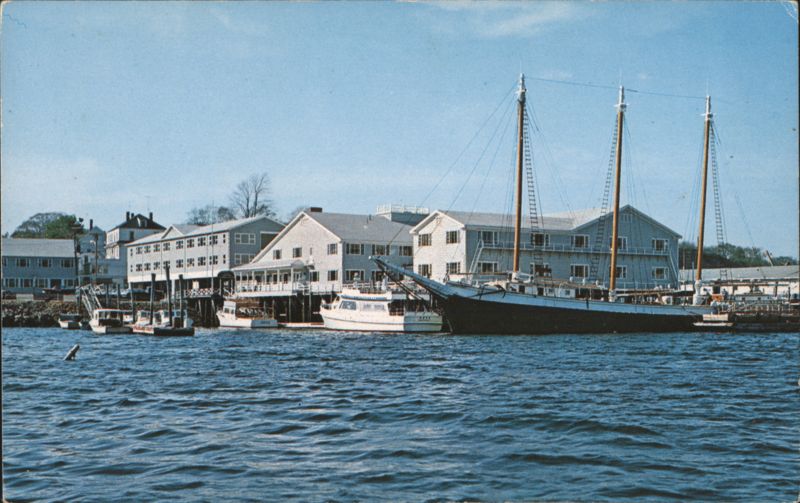 Fishermans Wharf Inn, Windjammer VICTORY CHIMES, Boothbay Harbor Maine