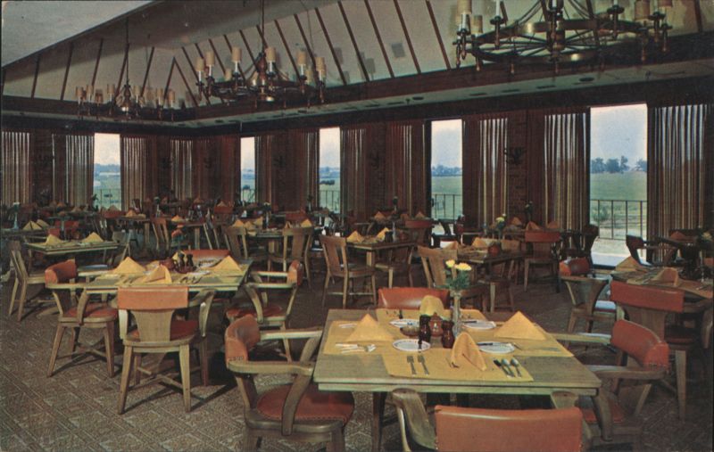 Dining Room, The Meadowview Sheraton Motor Inn Fredericksburg Virginia