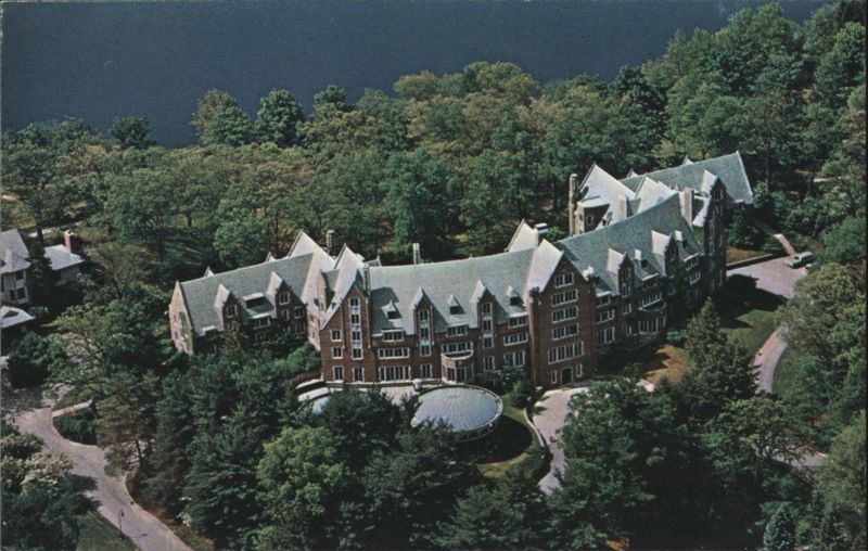 Stone-Davis Residence Hall, Wellesley College Massachusetts