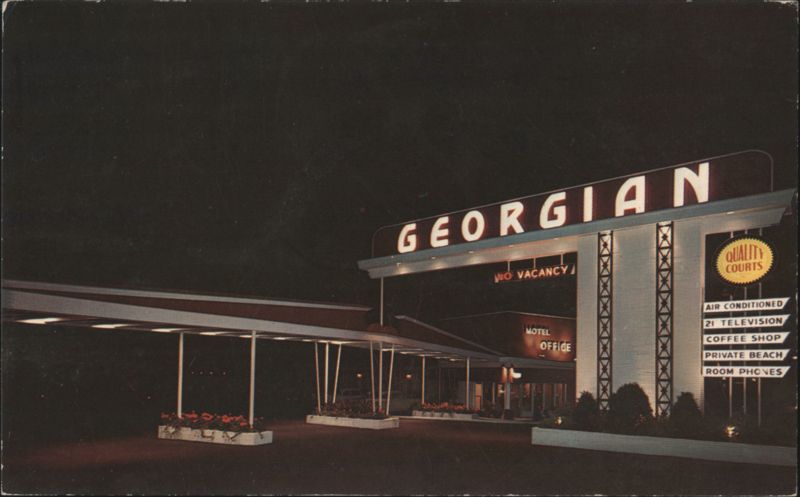 GEORGIAN Motel Night View, Lake George, NY New York