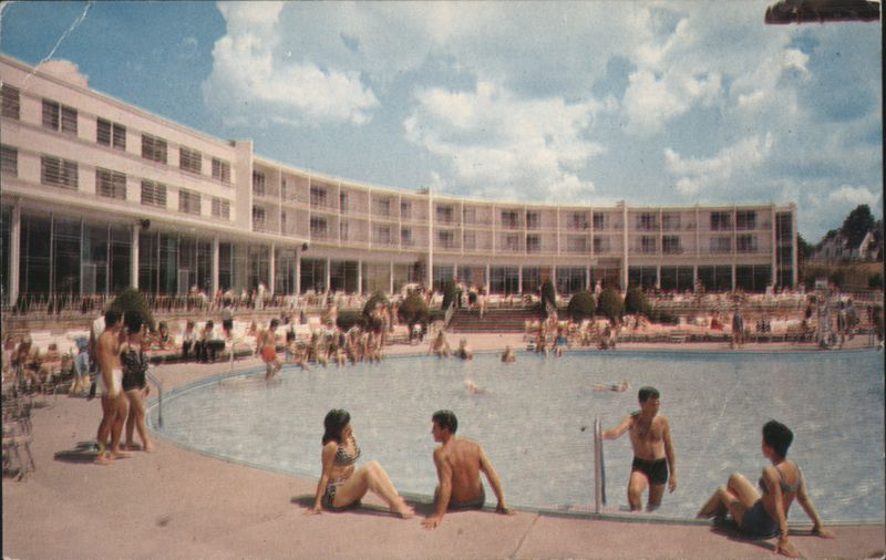 CHARLES AND LILLIAN BROWN'S HOTEL Pool & BROWN DERBY Nite Club Loch Sheldrake New York