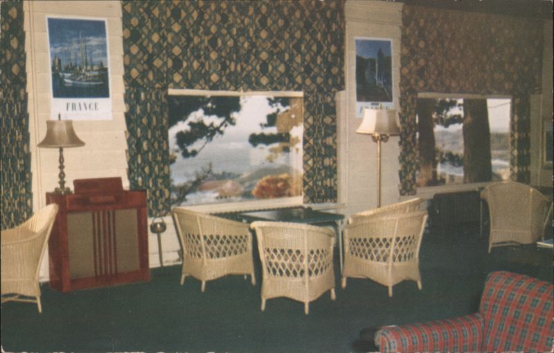 Celebrated Lobby at Highland's Inn, San Diego, California