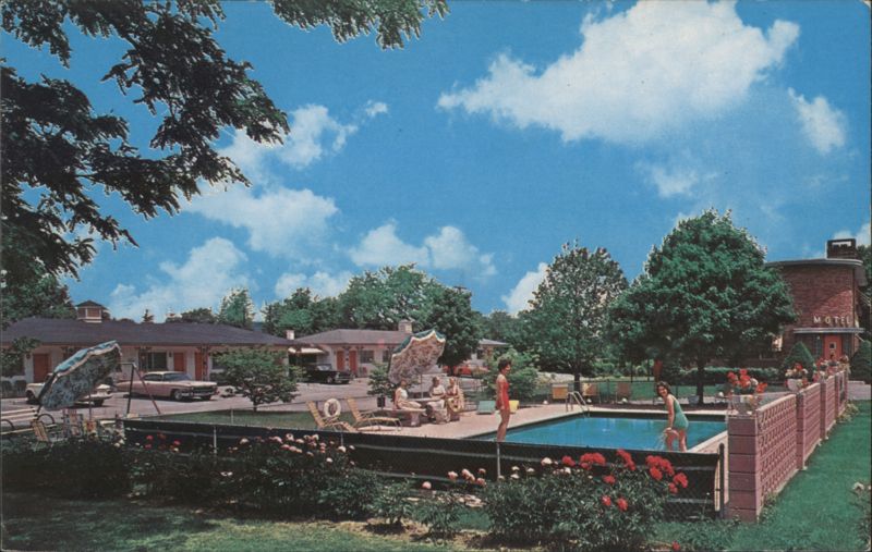 The Modemaire Motel Swimming Pool, Modern Units York Pennsylvania